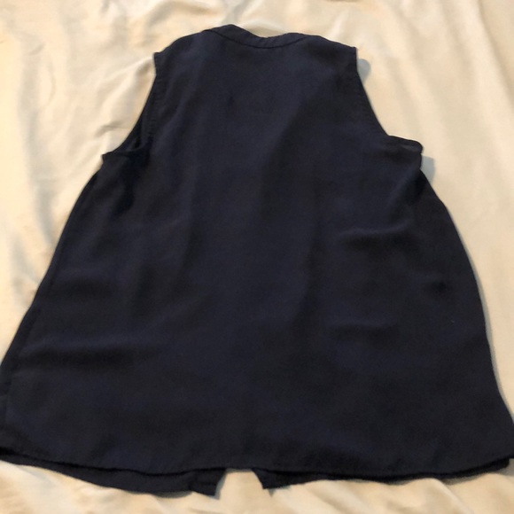 Collective concepts sleeveless blouse - Picture 4 of 4